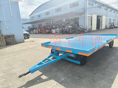 4吨牵引华体会平台 全挂式工具拖车6I.jpg