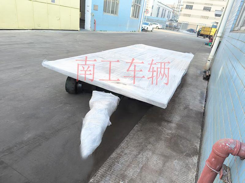 6吨骨架式牵引华体会平台 简易包装图