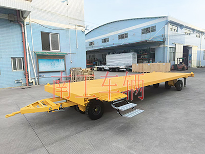 10吨华体会平台带液压支腿伸缩梯工具车6I.jpg