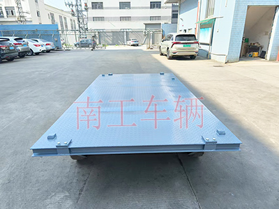 3吨小型牵引华体会平台 全挂车3I.jpg