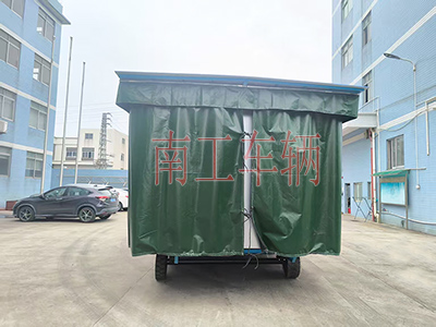 5吨雨篷拖车 牵引华体会平台3I.jpg