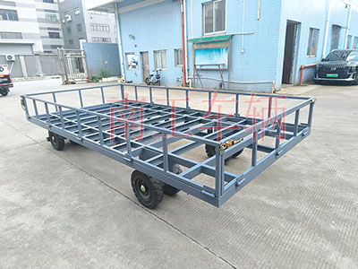4吨骨架式华体会平台 带下翻护栏工具拖车2I.jpg